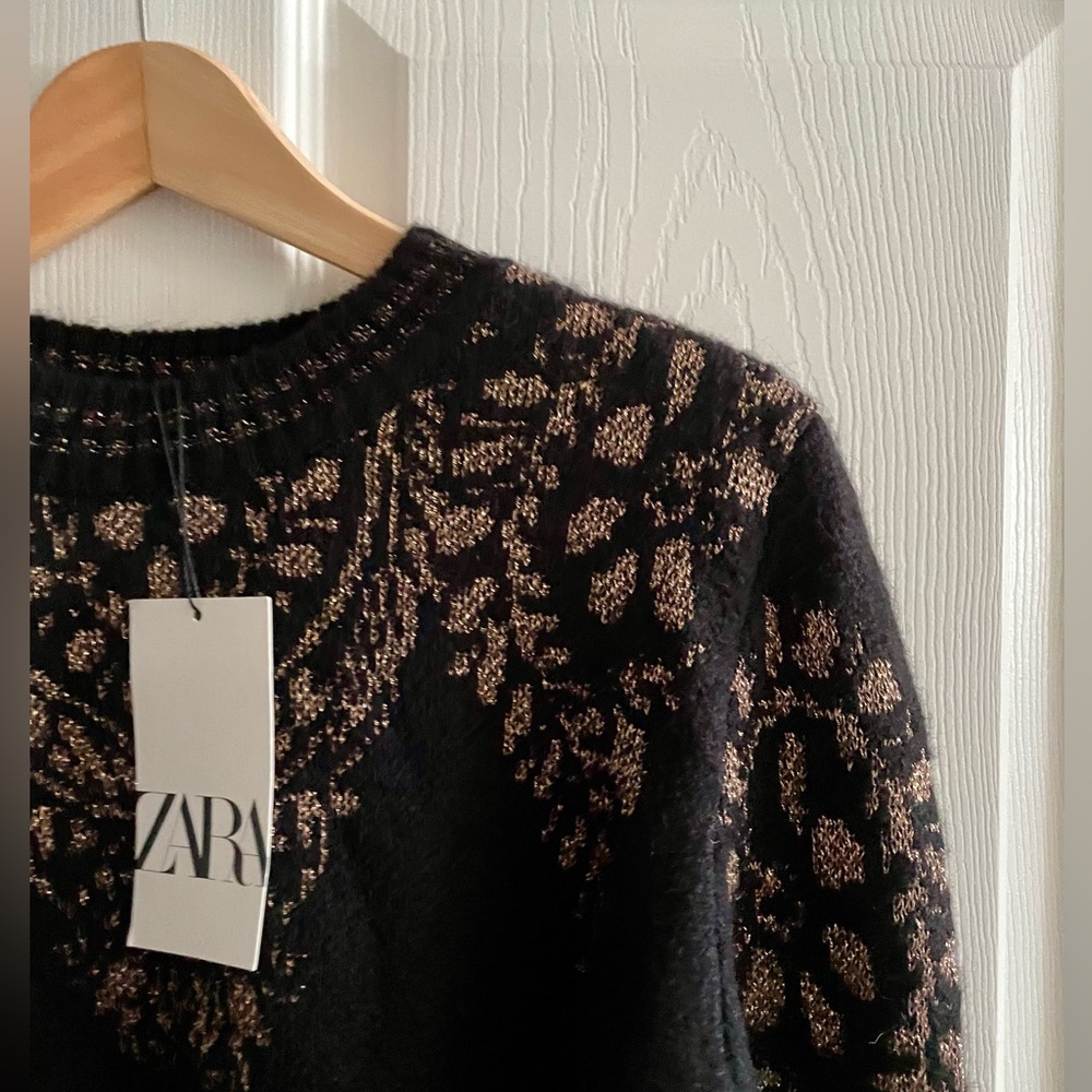 ZARA Gold Metallic Thread Jacquard Knit Sweater - Picture 7 of 9